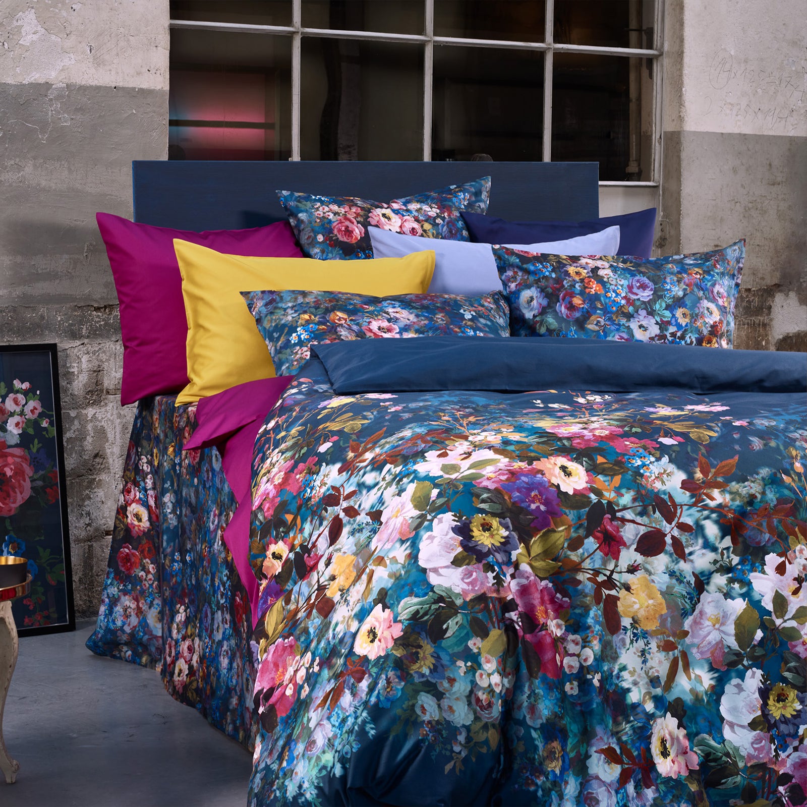 Bett mit dem Duvetbezug Claude